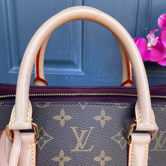 🤩LIKE NEW 🤩LOUIS VUITTON  TOTE / W Strap size MM - Picture 17 of 17